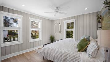 4 bedrooms, WiFi, bed sheets