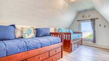 House, Multiple Beds (Anchor Court) | 4 bedrooms