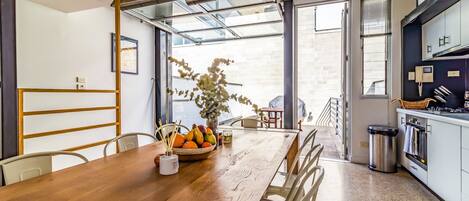 تناول الطعام