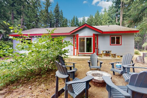 Dog-friendly lakefront home near skiing with mountain view, firepit & wood stove