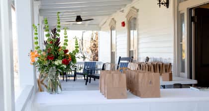 The Colonial Inn-Hillsborough