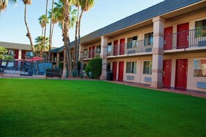 Exterior - Ramada by Wyndham Yuma (Yuma)