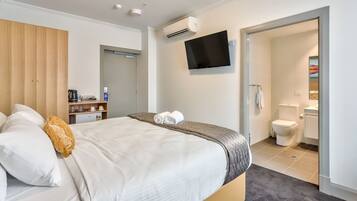 Coffres-forts dans les chambres, bureau, Wi-Fi gratuit, draps fournis