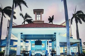 مكان جذب سياحي