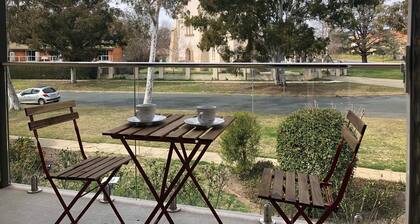 Canberra self contained studio in central location