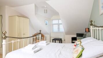 2 makuuhuonetta, Wi-Fi, vuodevaatteet