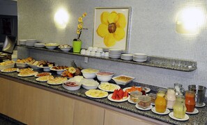 Dining - Plaza Inn San Conrado (Goiânia)