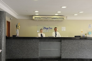 Lobby - Plaza Inn San Conrado (Goiânia)