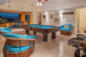Games room - Villa Dos Vistas: Huge Pool Deck w/ Ocean Views. Cook Available. Promos availabl (Cabo San Lucas)