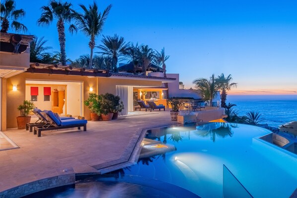 Alberca al aire libre 