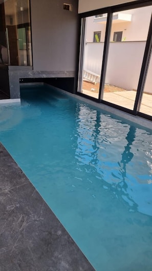 Indoor pool, outdoor pool