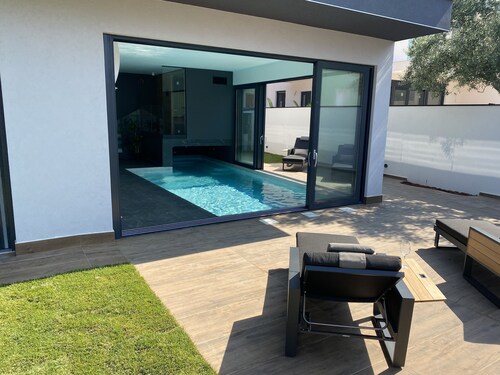 LuxuriousVilla Heated  pool, sauna, sea view, 200 m from the beach