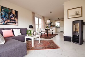 TV, fireplace - Diersch, Vera Wild Goose House - Wild Goose House (Insel Poel)