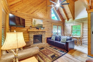 Fernseher, Kamin, Videospiele