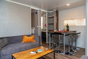Living area - Helios 5/7 people (Le Barcarès)
