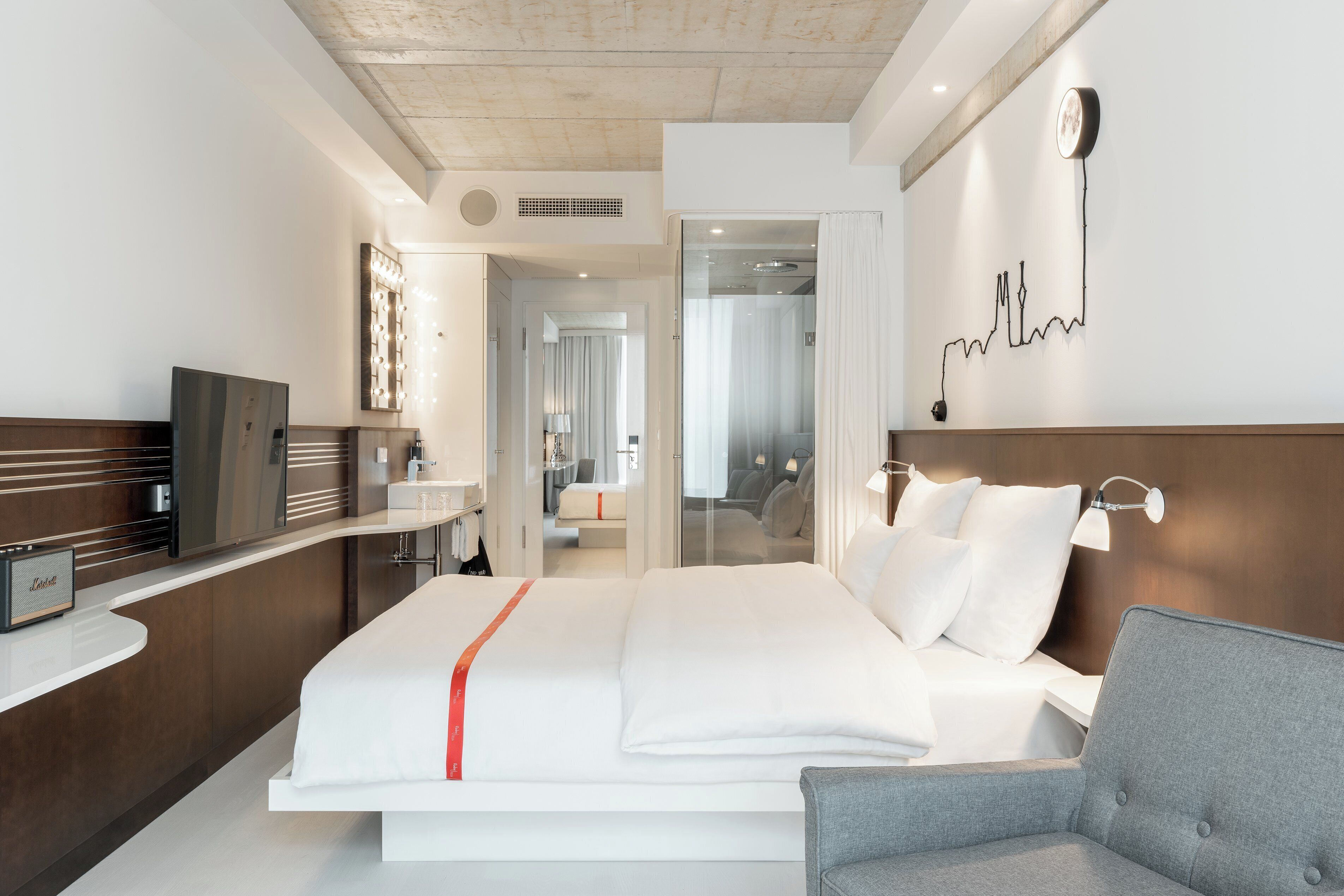 Loft Room | Hochwertige Bettwaren, Zimmersafe, individuell dekoriert