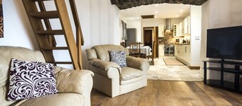 Orchard Cottage - Luxury Barn Conversion