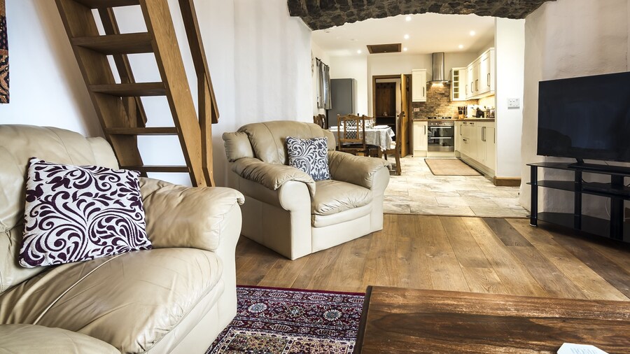 Orchard Cottage - Luxury Barn Conversion