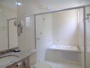 Chuveiro/banheira combinados, banheira de hidromassagem