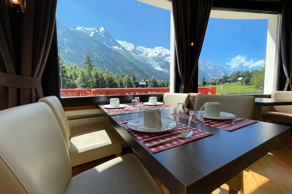 Chalet Hôtel La Sapinière
