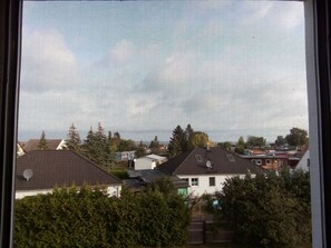 Unclassified image, 3 of 12, button