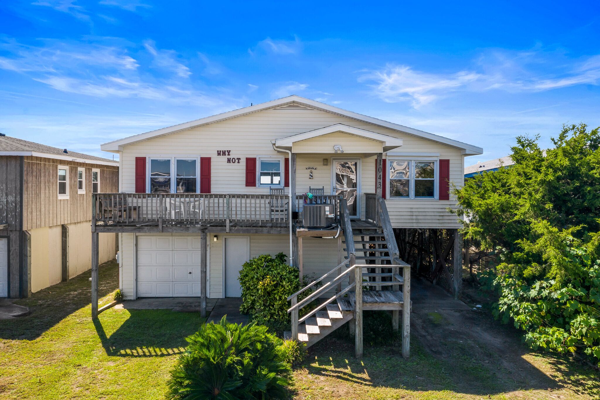 "Why Not" - Oceanfront Home, 4 Bedrooms / 3 Bathrooms