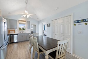 Fridge, microwave, oven, stovetop - "Close Call" - Oceanfront Home, 4 Bedrooms / 3 Bathrooms (Holden Beach)
