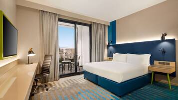 Executive Suite, 1 King Bed, Kitchenette | Minibar, in-room safe, individually decorated, desk