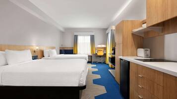 Zimmer, 2 Queen-Betten, Nichtraucher (Efficiency) | 1 Schlafzimmer, Schreibtisch, laptopgeeigneter Arbeitsplatz
