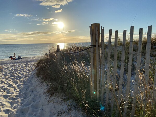 Liegestühle, Strandtücher