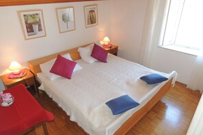 Apartment (Three-Bedroom Apartment with Terrace )
