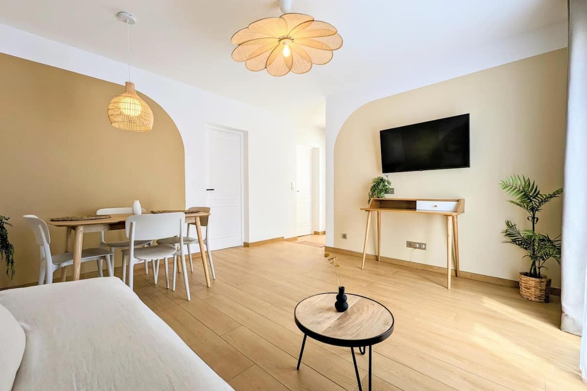 Basic Apartment | 1 bedroom, premium bedding, in-room safe, desk