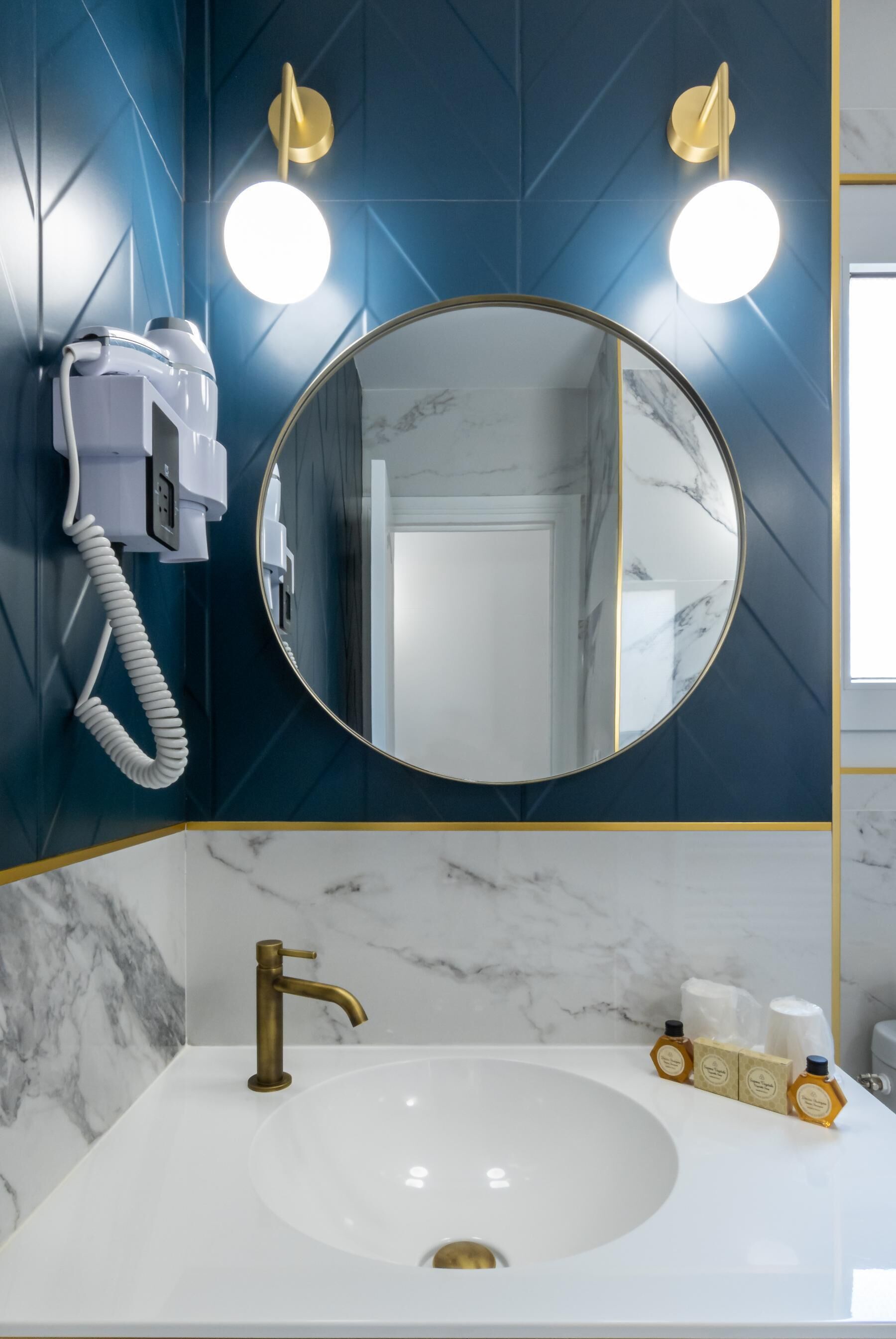 comfort twin room | premium bedding, minibar, in-room safe, desk