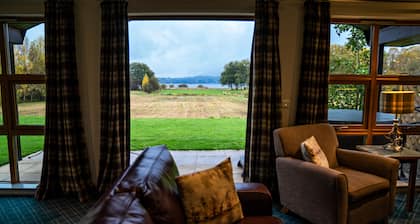 Luxury chalet with hot tub and loch views