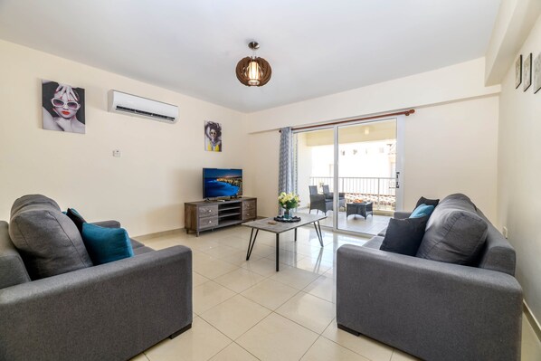 Appartement | Salle de séjour | Télévision à écran plat