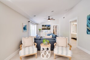 Een flatscreentelevisie