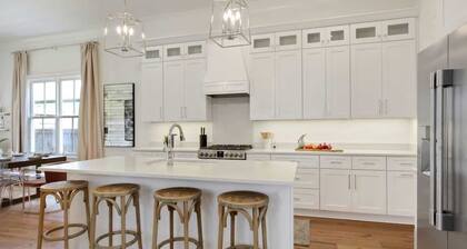 Relaxing Home | Heated Pool & Spa