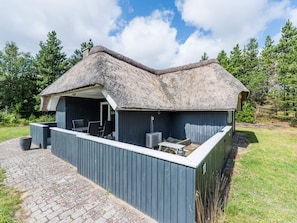 Exterior - 5 Person Holiday Home on a Holiday Park in Nørre Nebel (Norre Nebel)