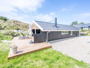 House | Exterior - 6 Person Holiday Home in Henne (Henne)