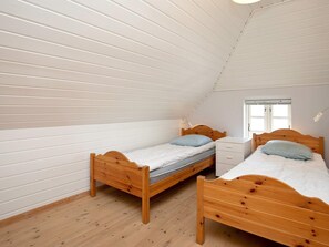 4 bedrooms