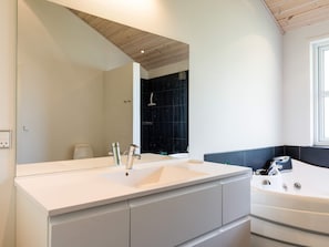 Shower - 6 Person Holiday Home on a Holiday Park in Blokhus (Blokhus)