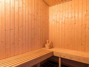 House | Sauna - 6 Person Holiday Home in Fano (Fano)