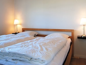 3 bedrooms, individually furnished - 6 Person Holiday Home on a Holiday Park in Brovst (Brovst)
