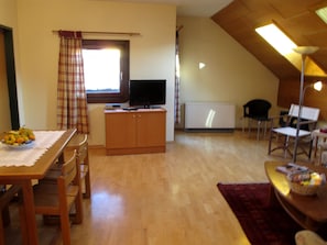 Living room - Lovely Holiday Home in St.michael im Lungau With Balcony (Sankt Michael im Lungau)