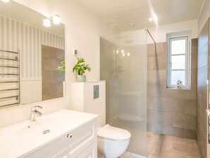 Hus | Badeværelse | Bruser