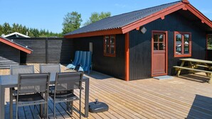 Exterior - 8 Person Holiday Home on a Holiday Park in Blokhus (Blokhus)