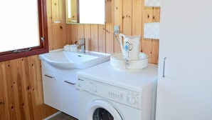 Bathroom - 8 Person Holiday Home on a Holiday Park in Blokhus (Blokhus)