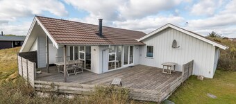 6 Person Holiday Home on a Holiday Park in Fanø