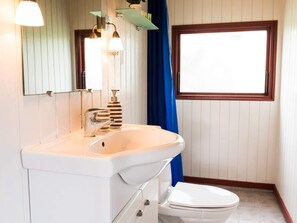 Shower - 6 Person Holiday Home on a Holiday Park in Løkken (Lokken)