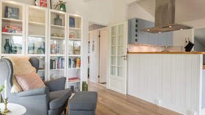 House | Lobby